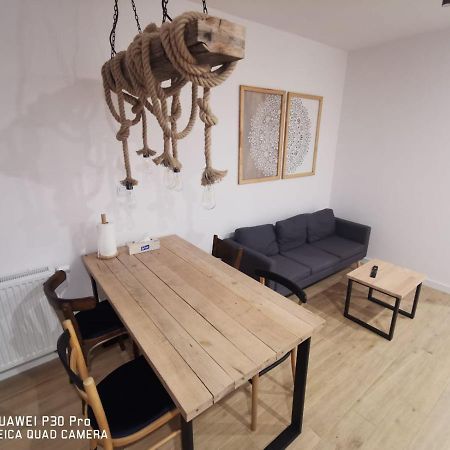 Komfortowe Pokoje W Gdansku W Poblizu Jeziora I Lasu Extérieur photo