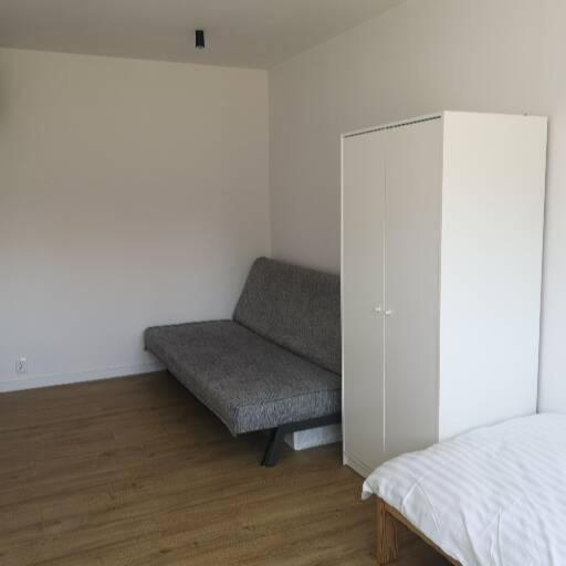 Komfortowe Pokoje W Gdansku W Poblizu Jeziora I Lasu Extérieur photo